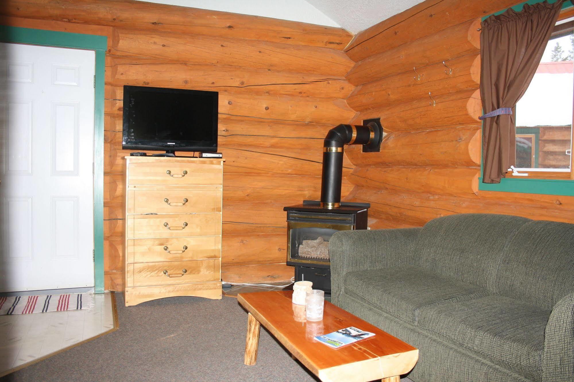 Twin Peaks 3* Valemount