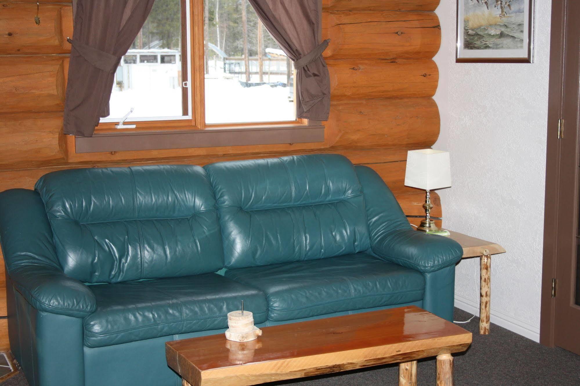 Twin Peaks Motel Valemount
